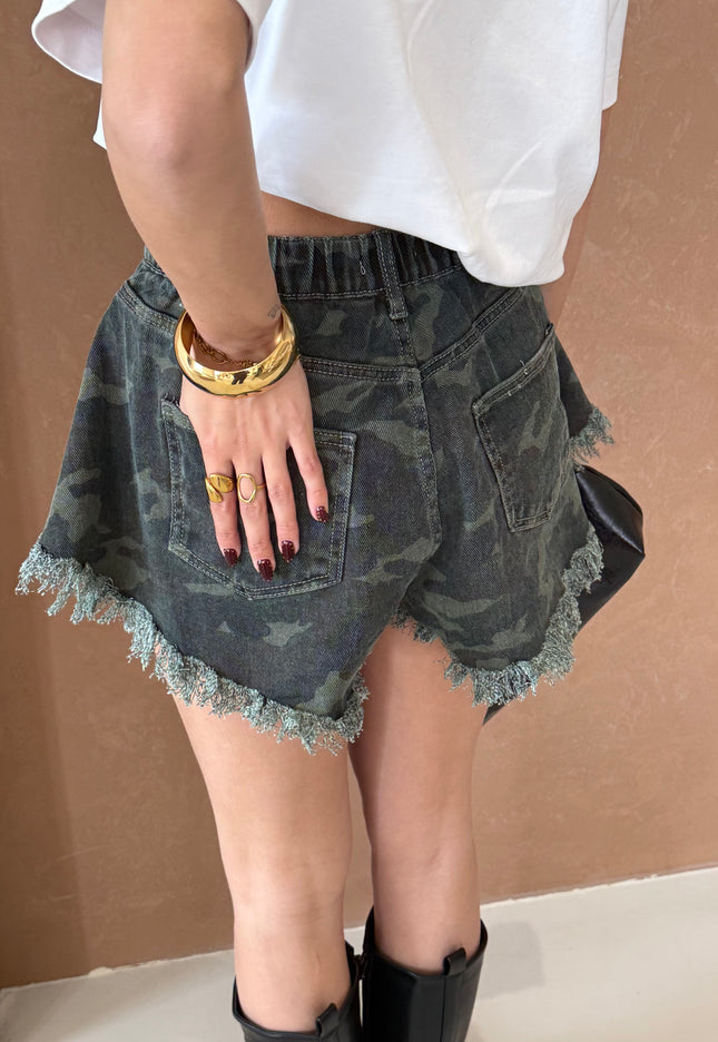 Famous Online Store Camo short