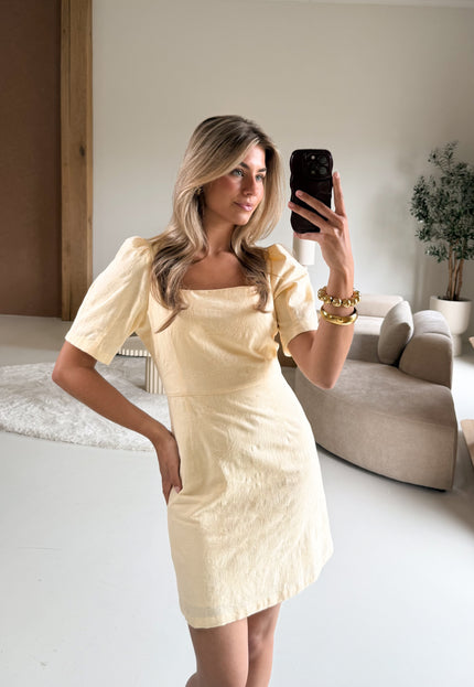 Famous Online Store Jurk Izzy geel