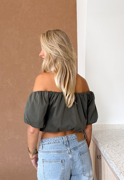 Famous Online Store Off shoulder Kiara top kaki