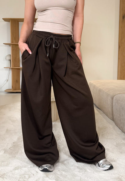 Famous Online Store Sweatpants Aniek bruin