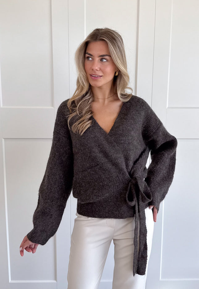 Famous Online Store Trui Ginny bruin