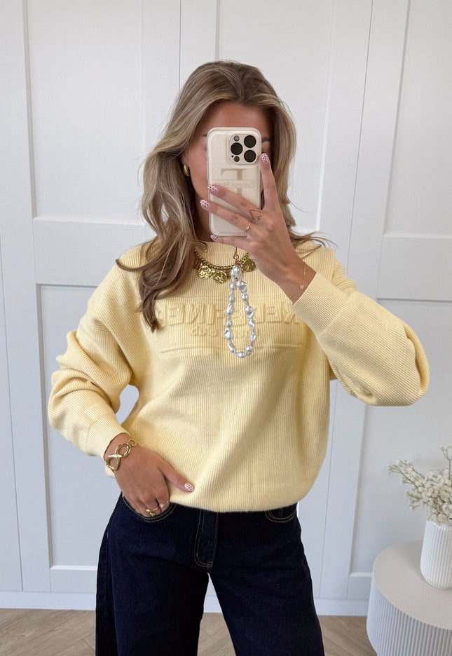 Famous Online Store Trui Maren geel