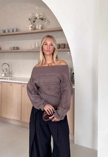 Famous Online Store Tyla trui bruin