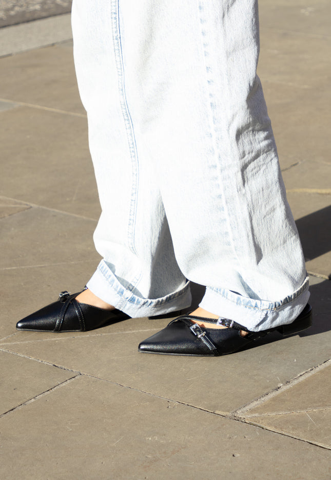 Foto Loafers Walking On Stars