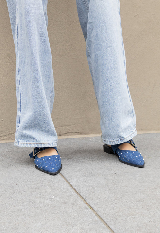 Foto Puntige loafers studs denim